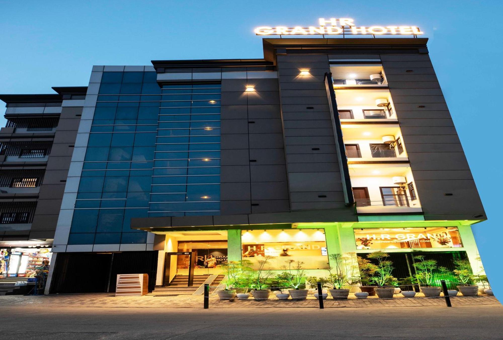 Hr Grand Hotel New Delhi Exterior photo